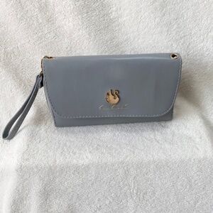Gloria Vanderbilt Wristlet Wallet Swan Logo Faux Leather Womens OS Gray